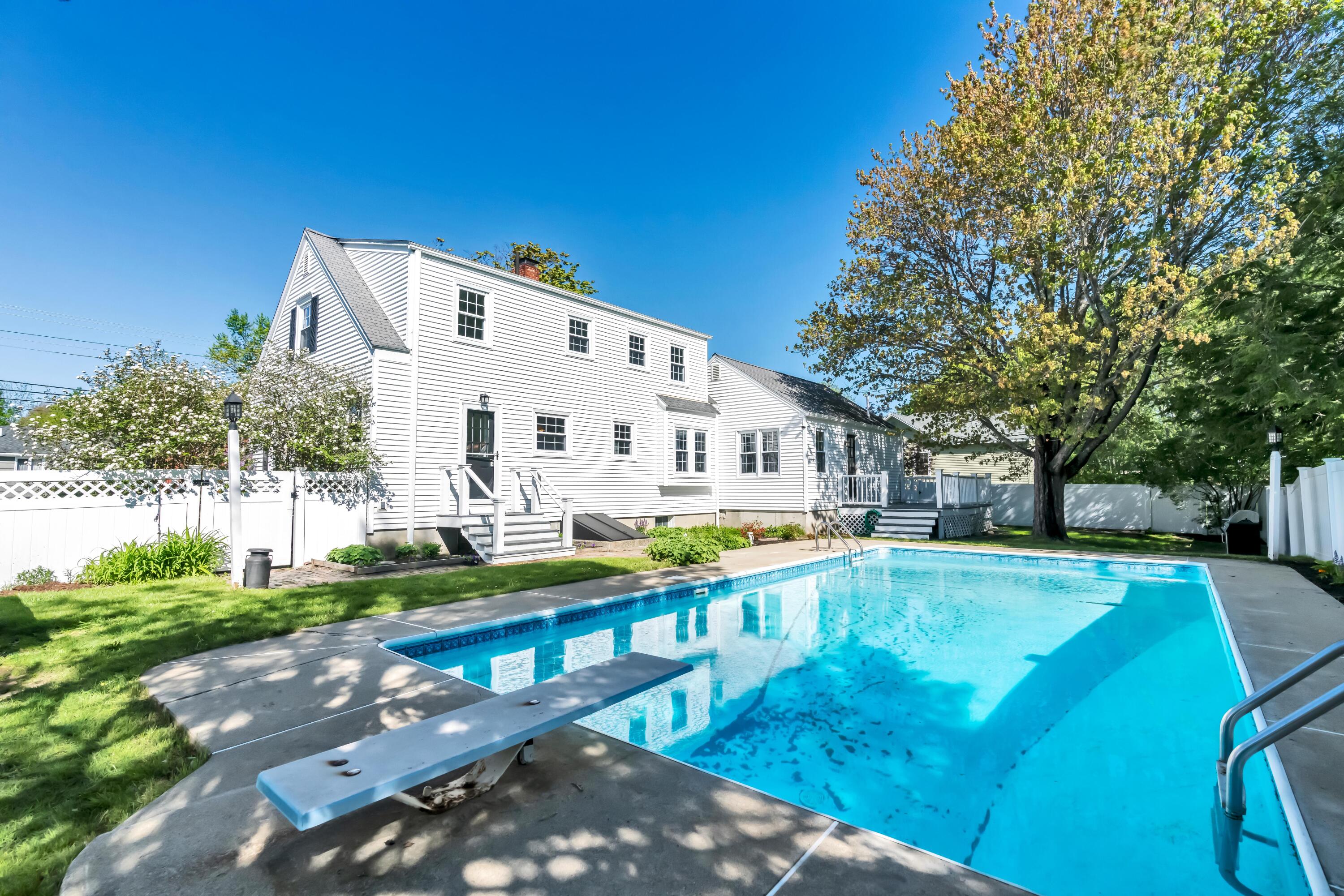 228 Spring Street Westbrook, ME 04092 - Photo 1 of 43 _DSC6590