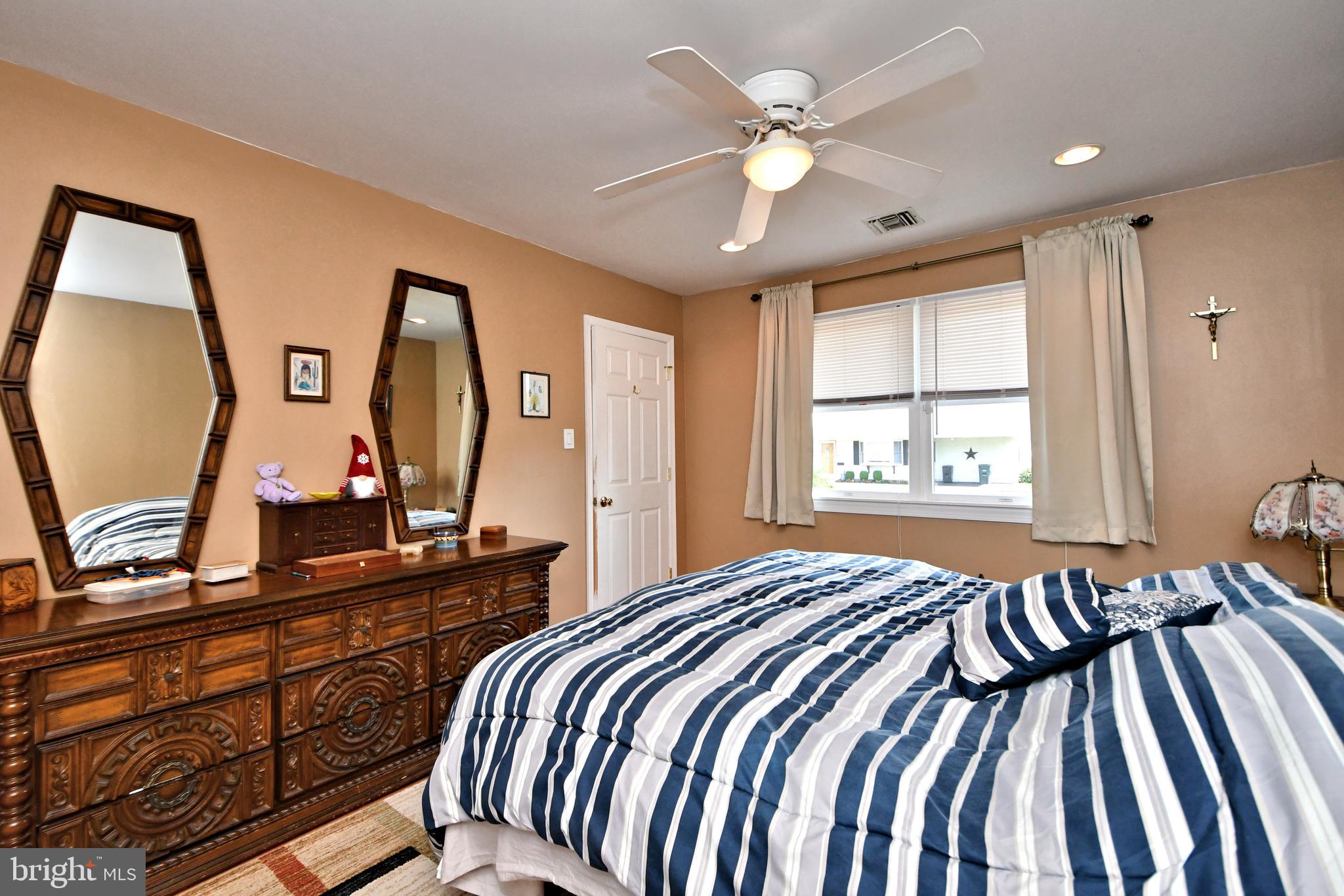 1016 Harding Road Southampton, PA 18966 - Photo 40 of 65 Gallery Image 40