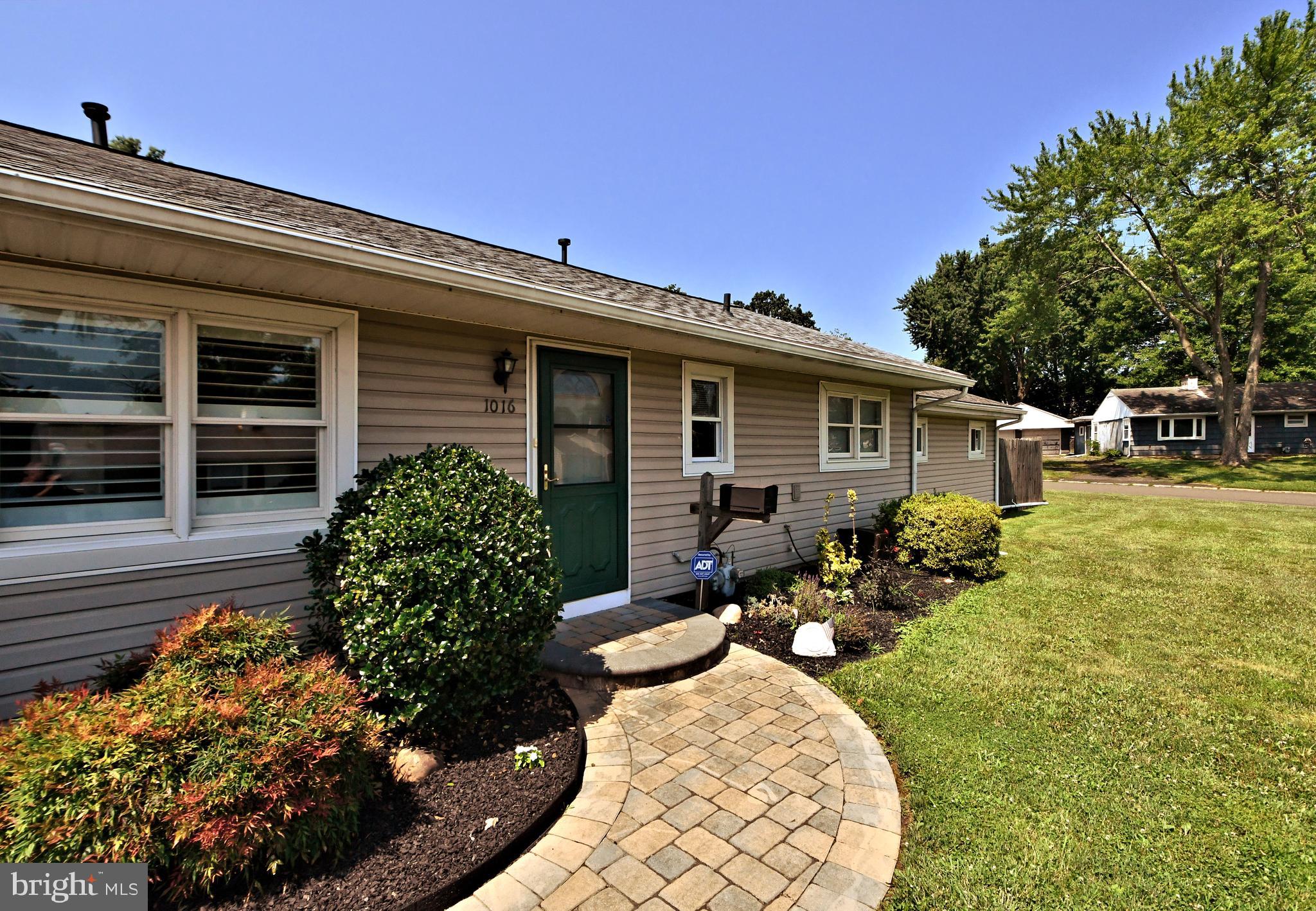 1016 Harding Road Southampton, PA 18966 - Photo 8 of 65 Gallery Image 8