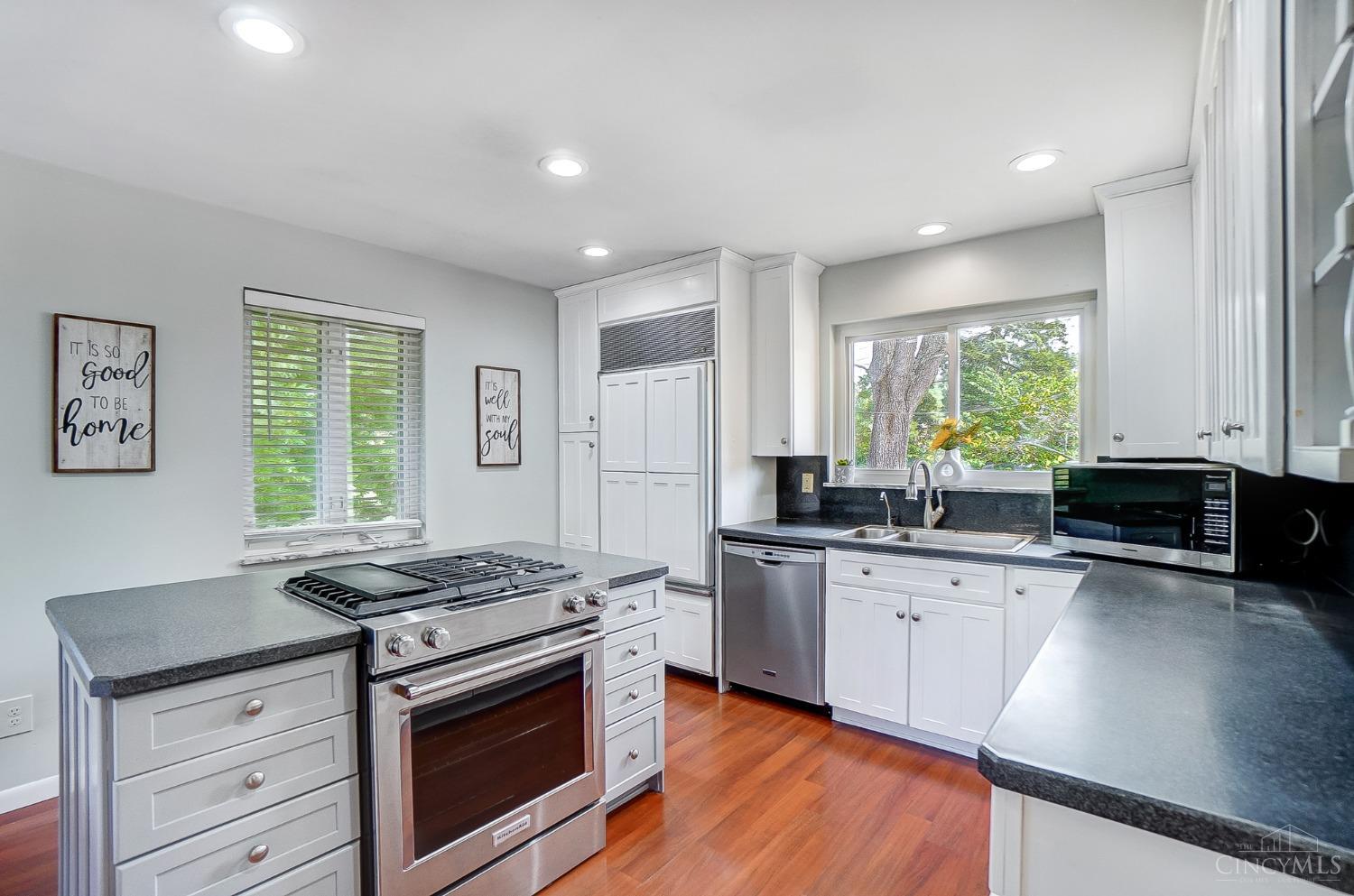 1881 Linneman Road Cincinnati, OH 45238 - Photo 9 of 51
