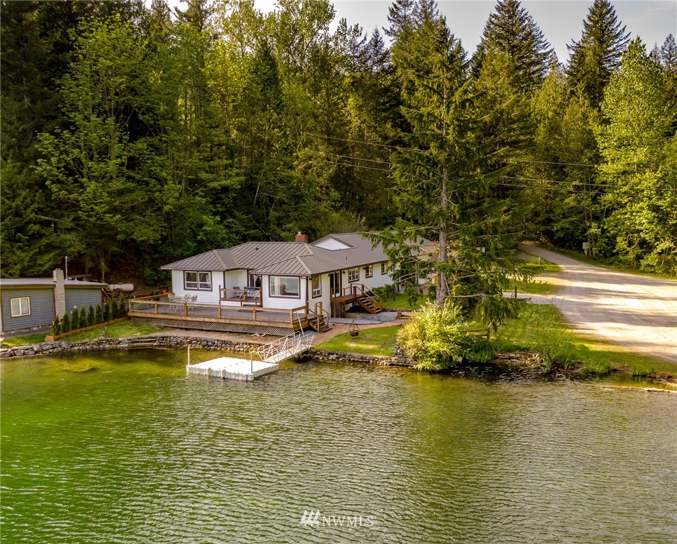 9512 Silver Lake Road Maple Falls, WA 98266 - Photo 18 of 24