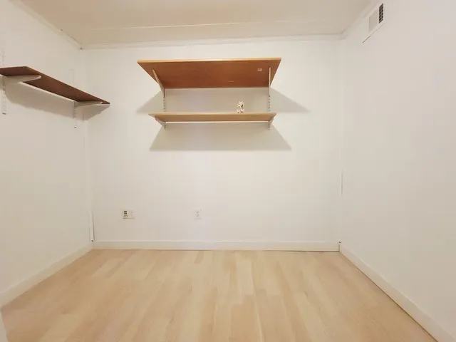 $2,000 | 1357 Morgan Street, Joliet, IL 60436