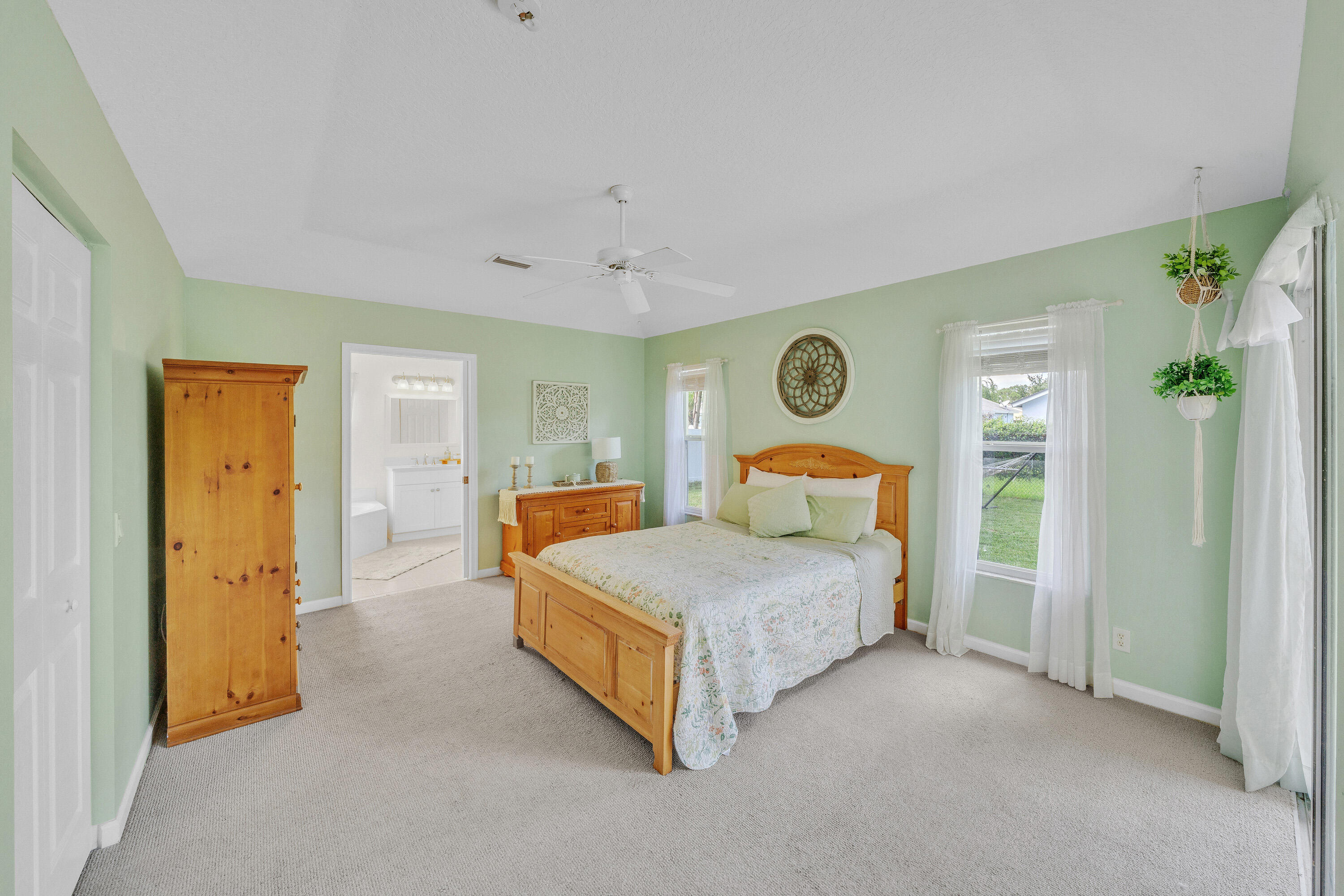 2551 Southwest Riviera Road Stuart, FL 34997 - Photo 26 of 77 14 Primary Bedroom (1)