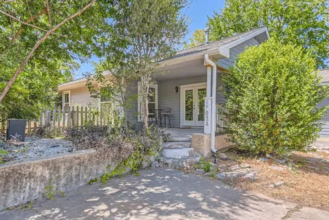 $679,000 | 1202 Loma Drive, Austin, TX 78741