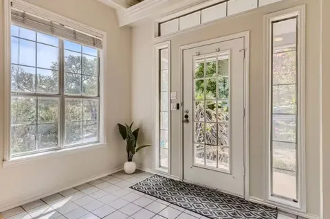 $679,000 | 1202 Loma Drive, Austin, TX 78741