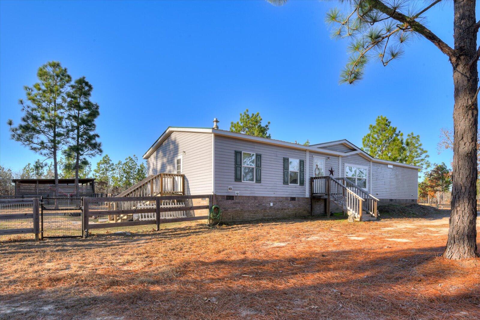 760 Centerwood Road Williston, SC 29853 - Photo 2 of 31