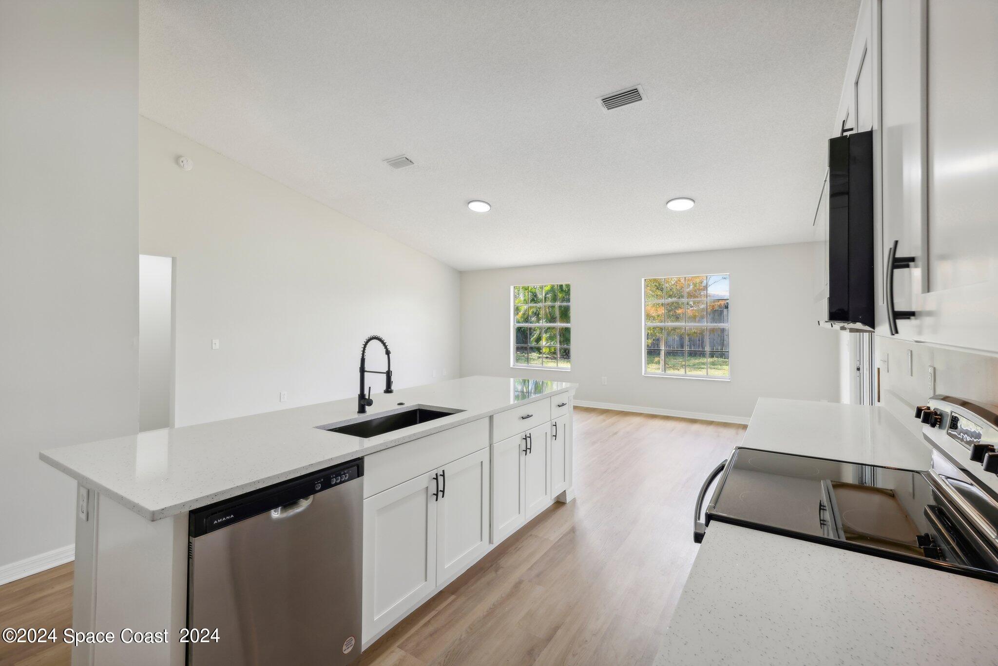 2862 Kosuth Road Northeast Palm Bay, FL 32905 - Photo 6 of 21 Kosuth Rd NE-008