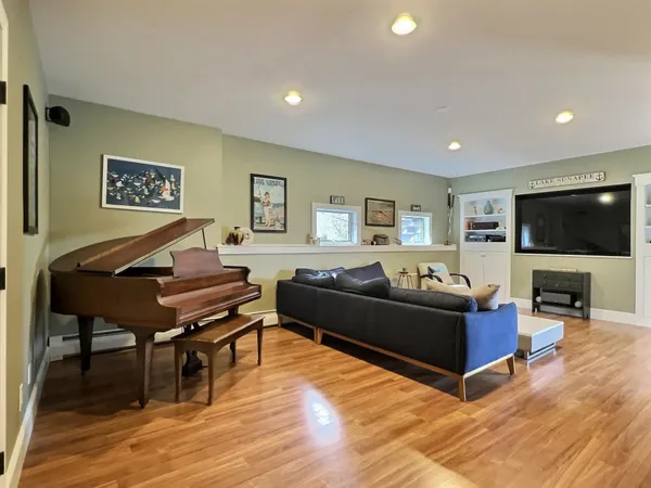 $1,300,000 | 48 Burkehaven Hill Road, Unit A, Sunapee, NH 03782