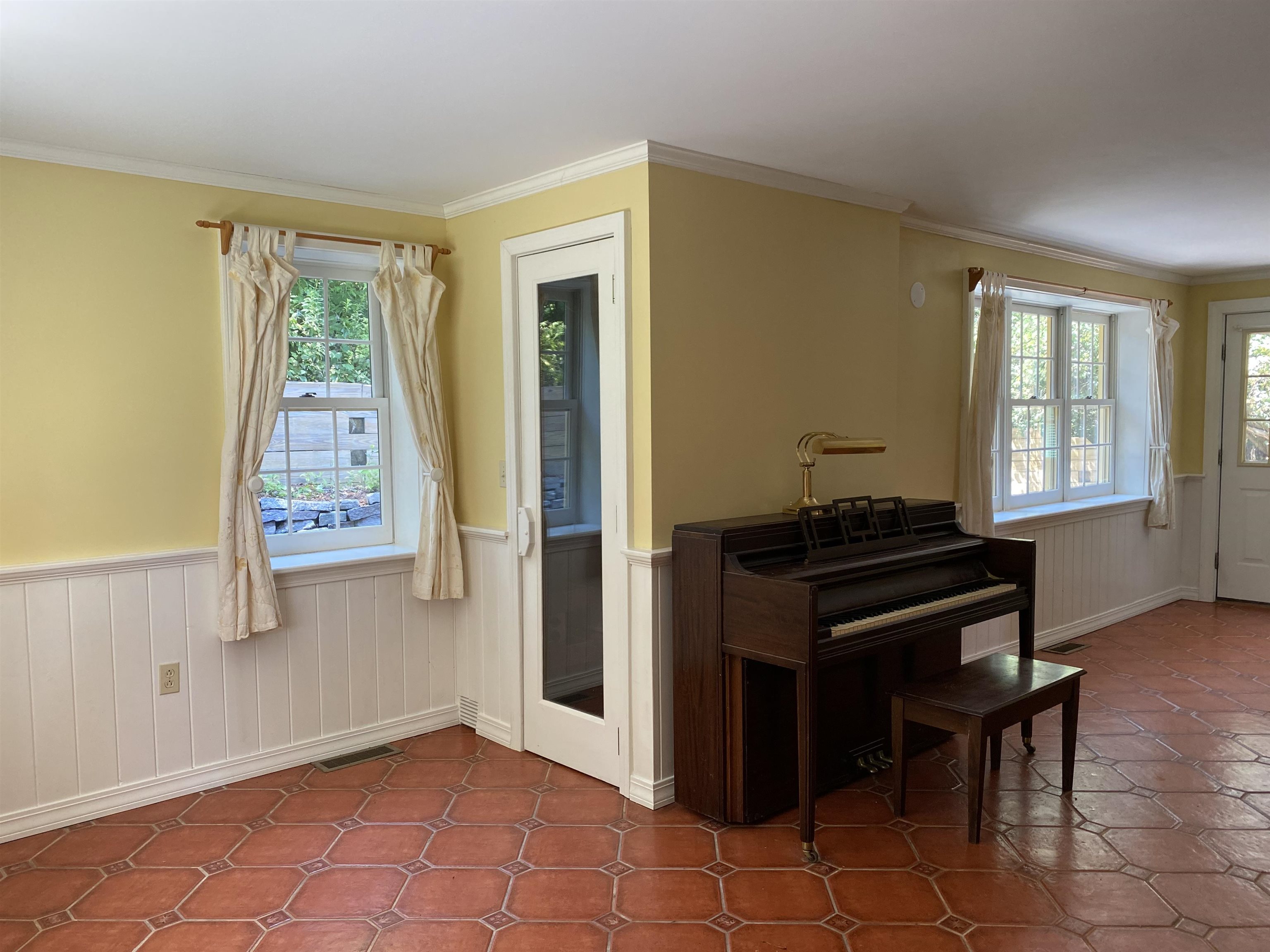 655 James Road Middlebury, VT 05753 - Photo 13 of 40
