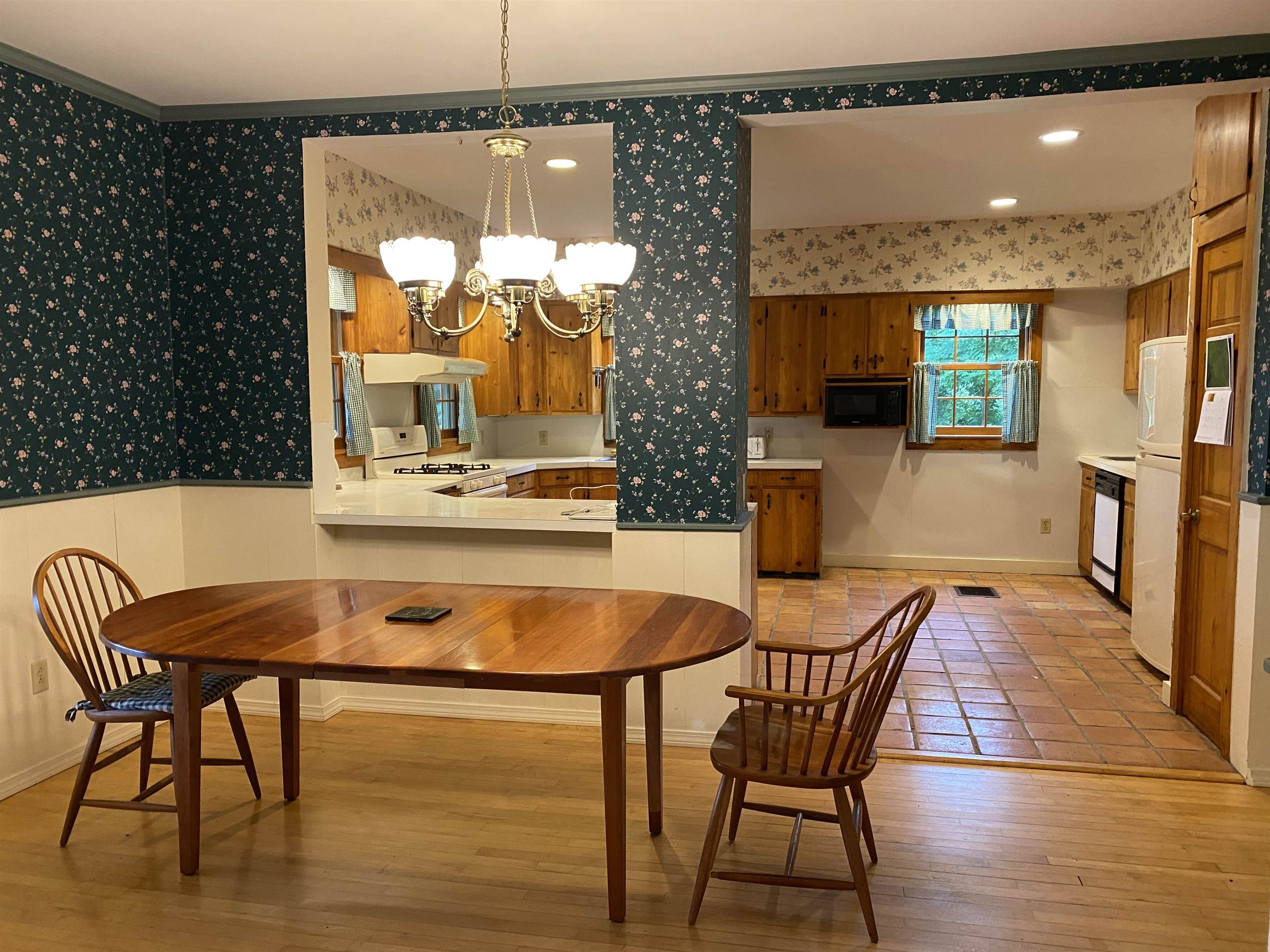 655 James Road Middlebury, VT 05753 - Photo 9 of 40