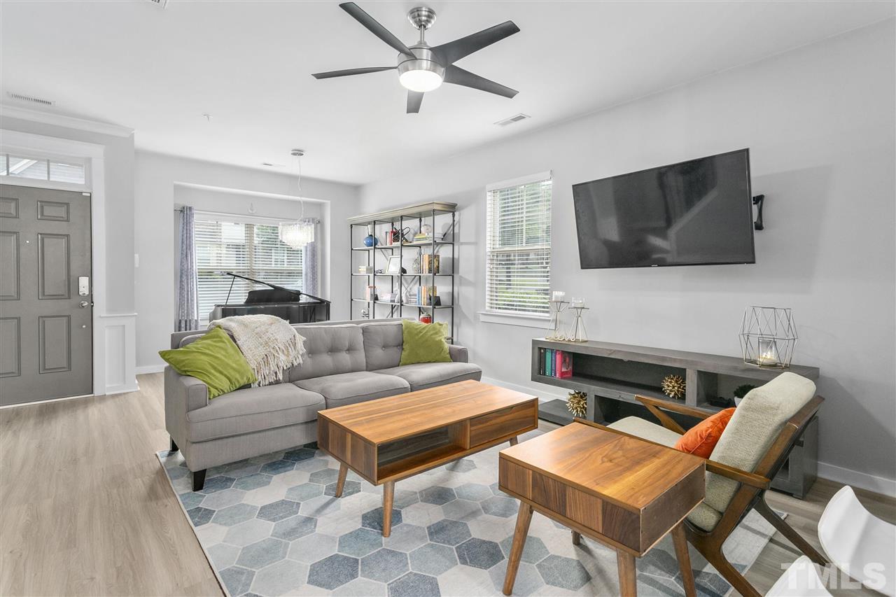 6432 Swatner Drive Raleigh, NC 27612 - Photo 11 of 28 Gallery Image 11