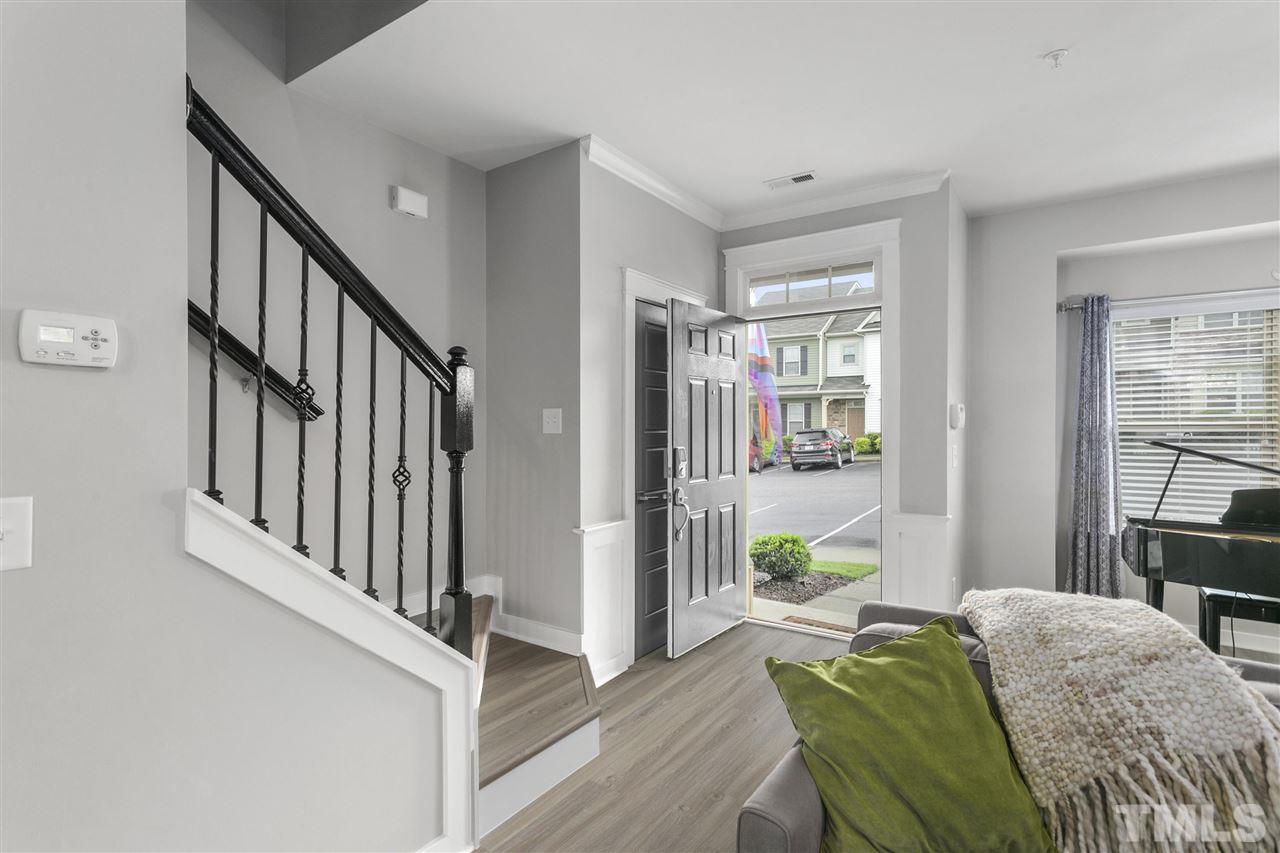 6432 Swatner Drive Raleigh, NC 27612 - Photo 5 of 28 Gallery Image 5