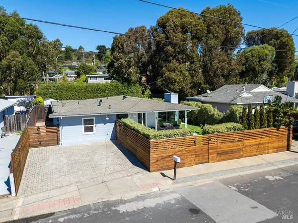 $1,598,000 | 17 Strawberry Circle, Mill Valley, CA 94941
