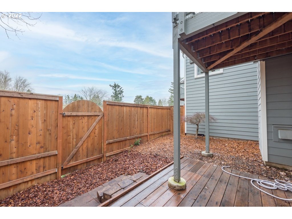 20460 Southwest Rosa Drive Beaverton, OR 97078 - Photo 22 of 30 Gallery Image 22