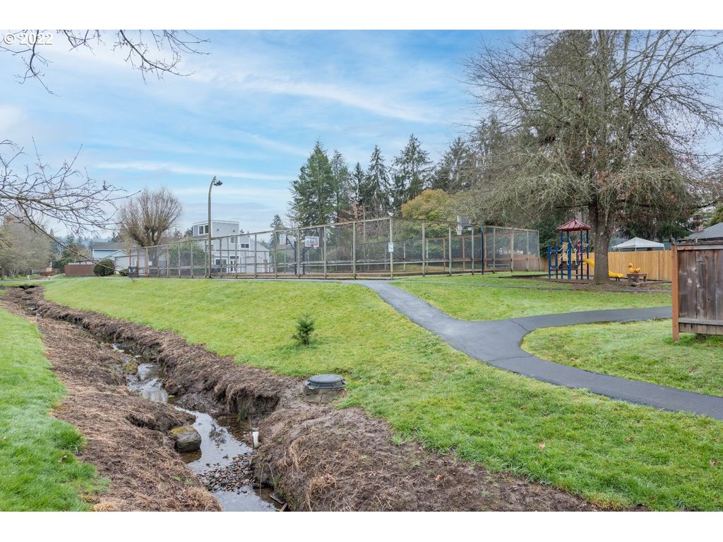 20460 Southwest Rosa Drive Beaverton, OR 97078 - Photo 26 of 30 Gallery Image 26