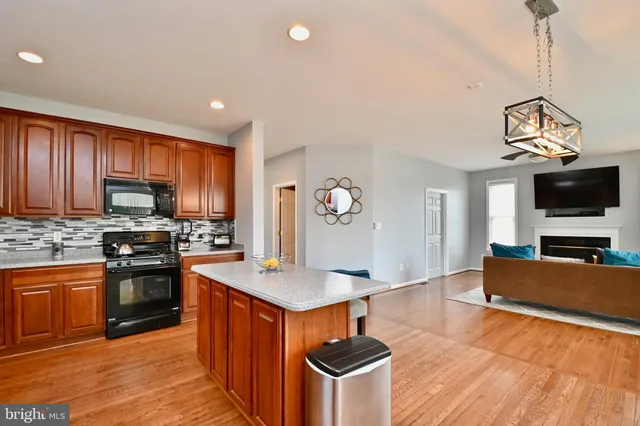 $3,800 | 11736 Folkstone Court, Waldorf, MD 20602