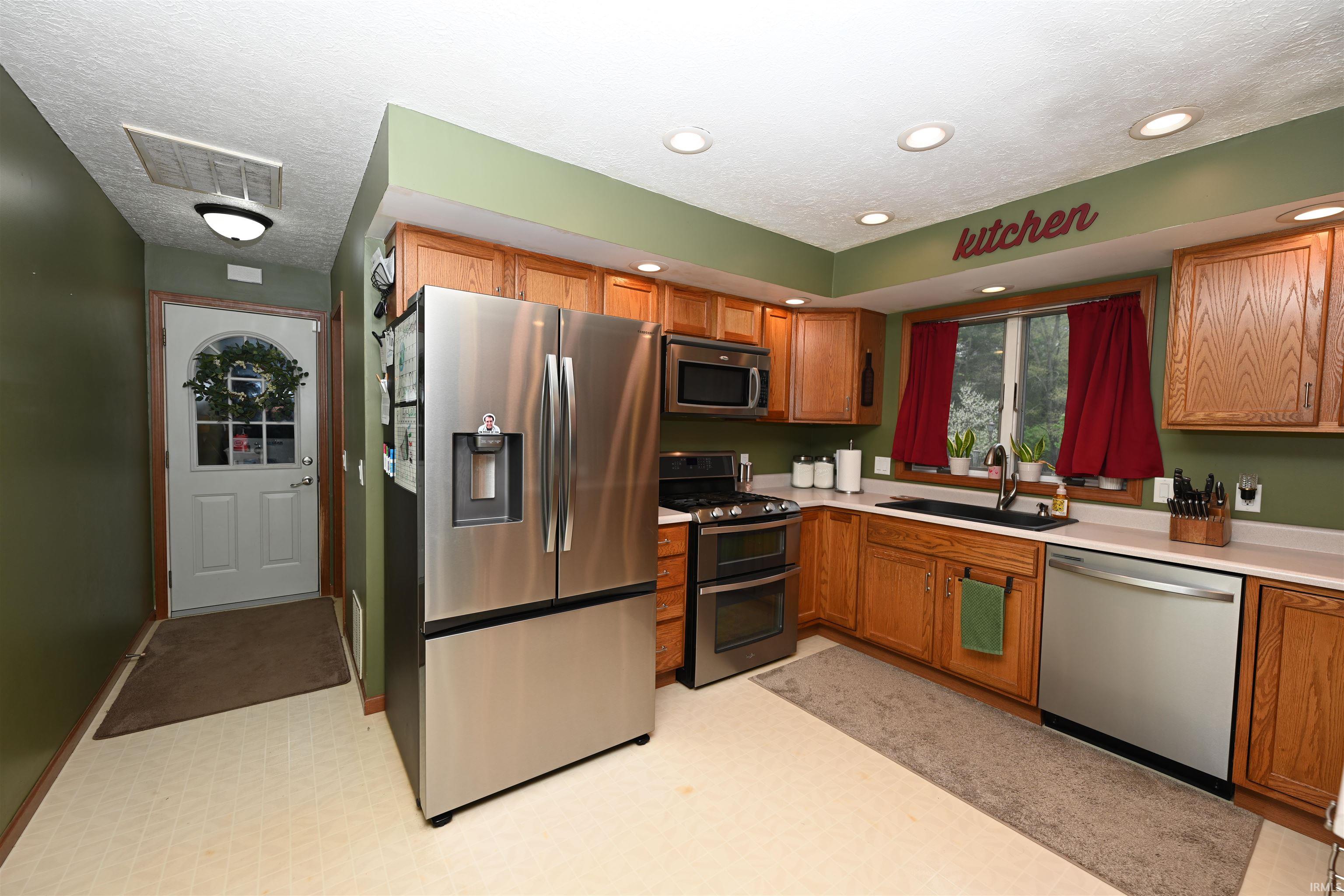 12966 Union Road Culver, IN 46511 - Photo 12 of 33