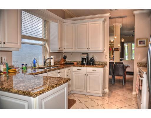 5701 Regency Circle East Boca Raton, FL 33496 - Photo 5 of 20 Additional Photo