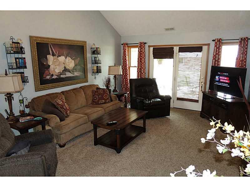 124 Gale Road Danville, IN 46122 - Photo 3 of 20 Gallery Image 3