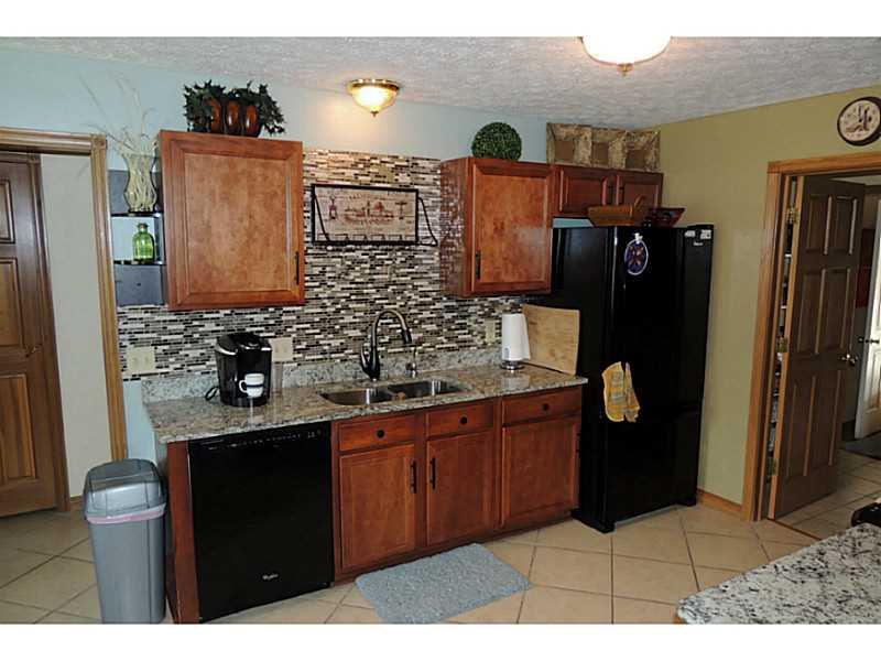 124 Gale Road Danville, IN 46122 - Photo 5 of 20 Gallery Image 5