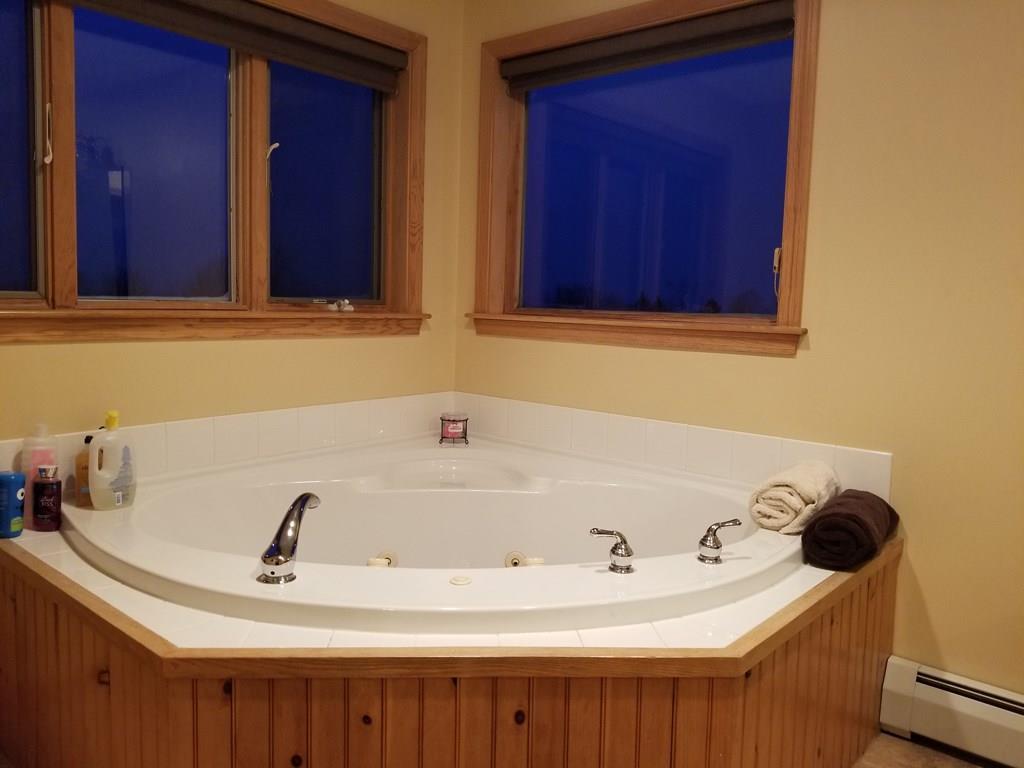 57 Howe Road Fairfield, ME 04937 - Photo 14 of 22 Master suite jetted tub