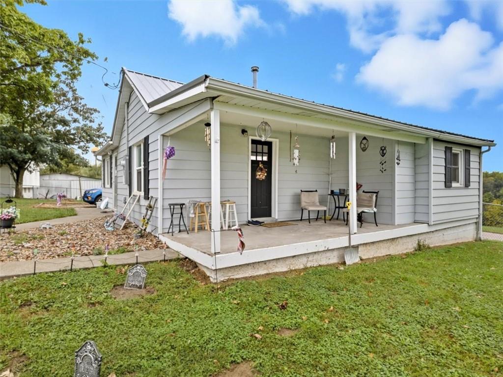 13547 Old Marvin Road Versailles, MO 65084 - Photo 13 of 36