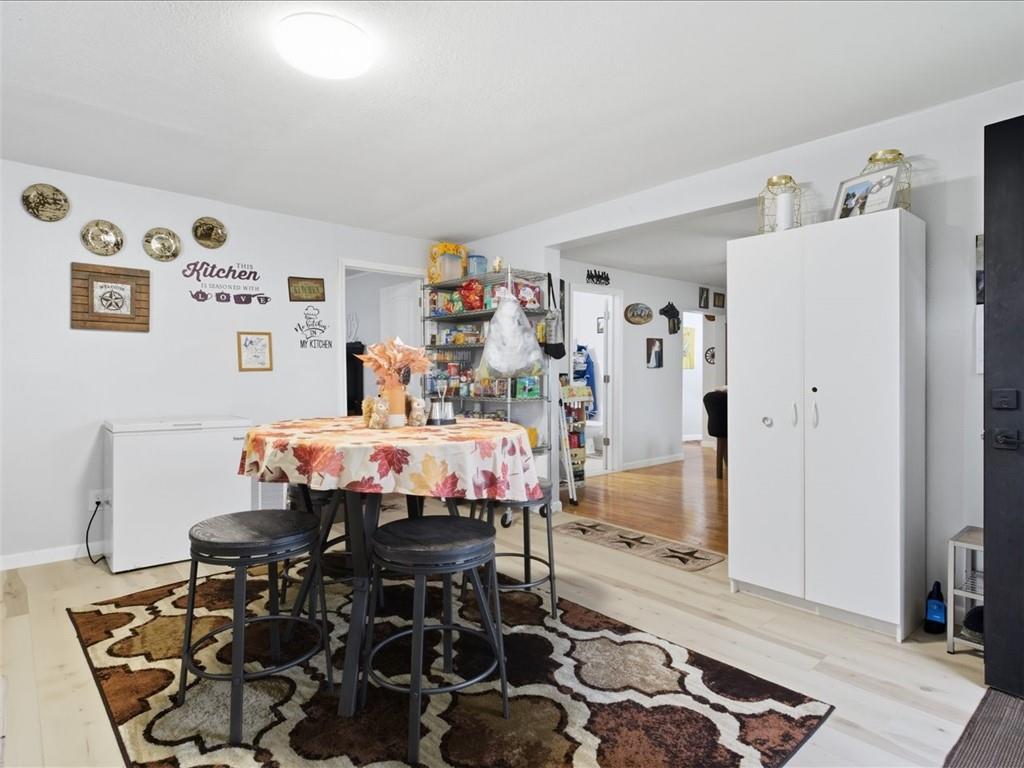 13547 Old Marvin Road Versailles, MO 65084 - Photo 15 of 36