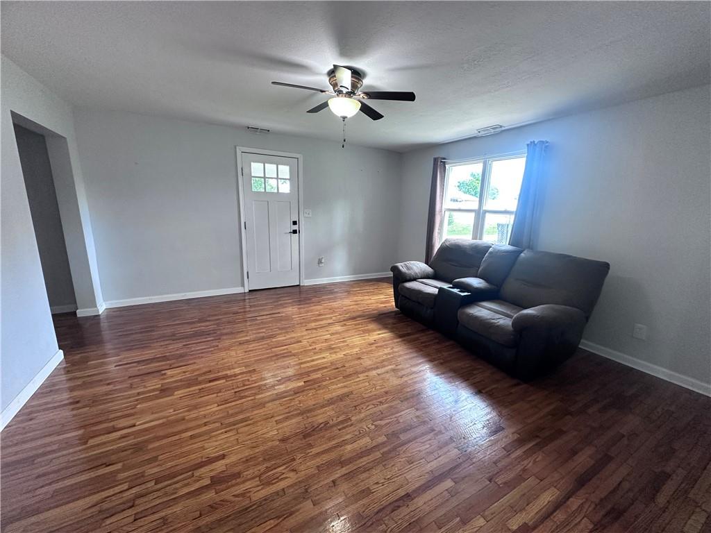 13547 Old Marvin Road Versailles, MO 65084 - Photo 32 of 36