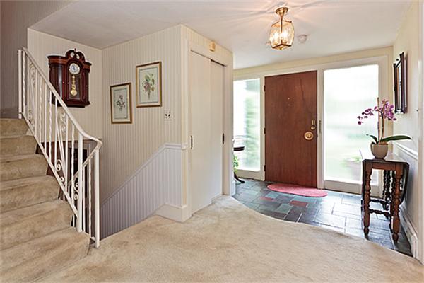 40 Lantern Road Belmont, MA 02478 - Photo 2 of 15