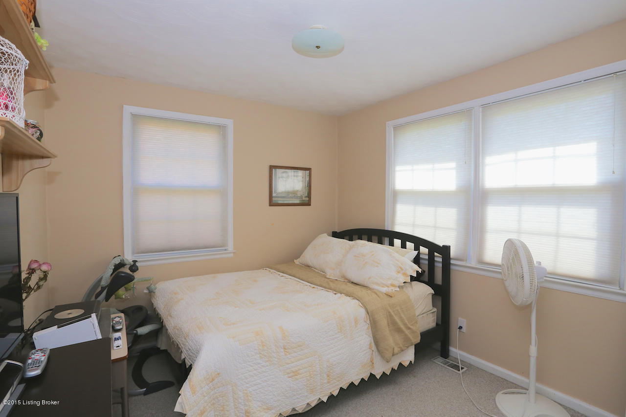 221 Seminole Road Elizabethtown, KY 42701 - Photo 34 of 35 IMG_0474
