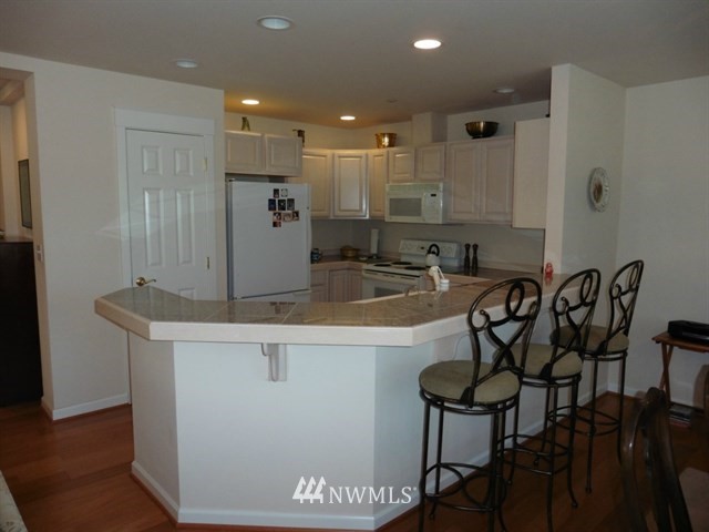 321 East Soderberg Road, Unit 2 Allyn, WA 98524 - Photo 15 of 22 Gallery Image 15