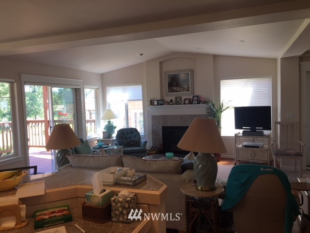 321 East Soderberg Road, Unit 2 Allyn, WA 98524 - Photo 19 of 22 Gallery Image 19