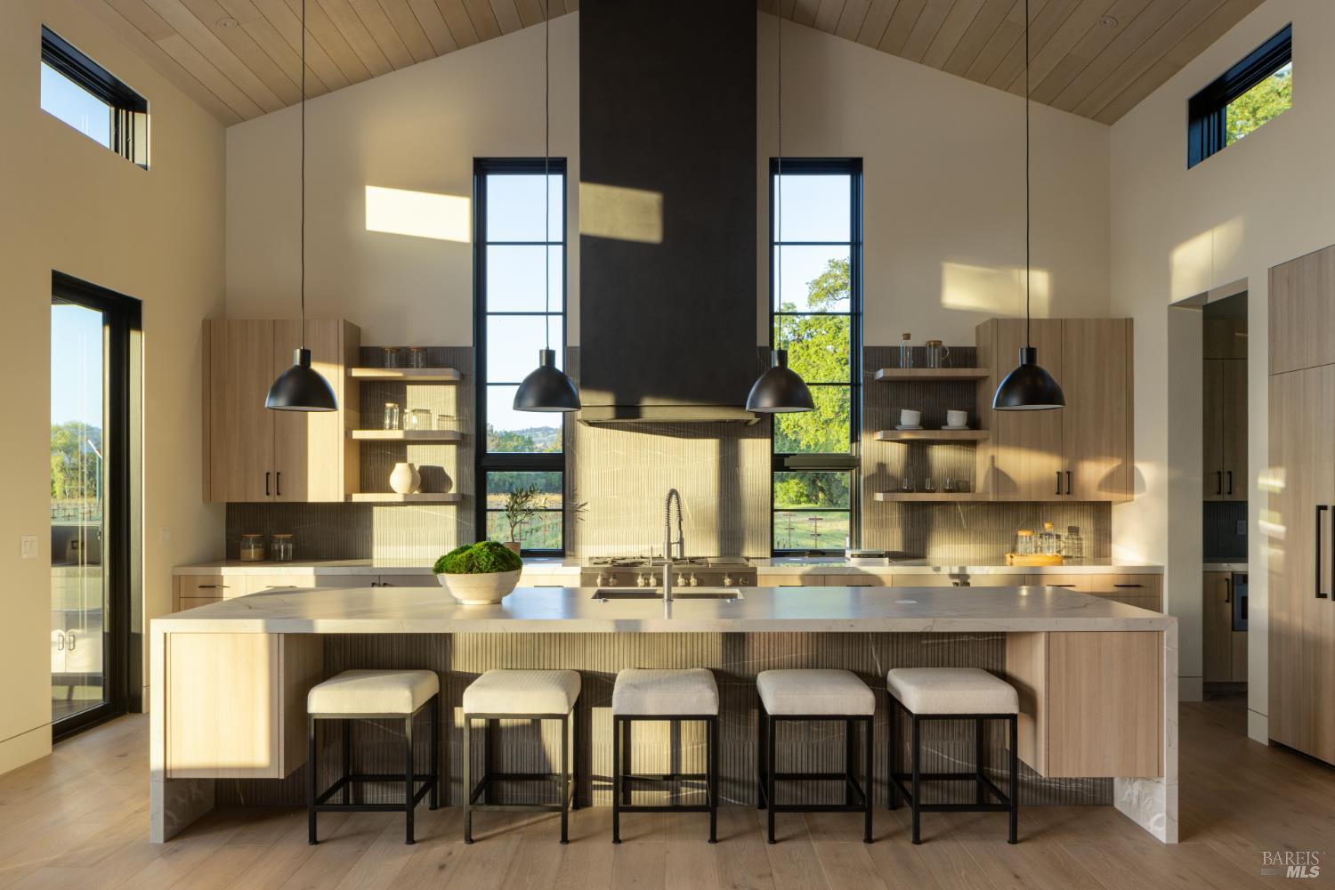 1000 Rutherford Road Napa, CA 94558 - Photo 7 of 25