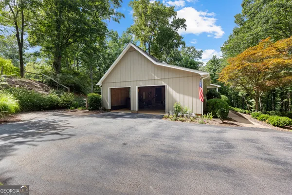 $549,000 | 101 Deal Drive, LaGrange, GA 30240