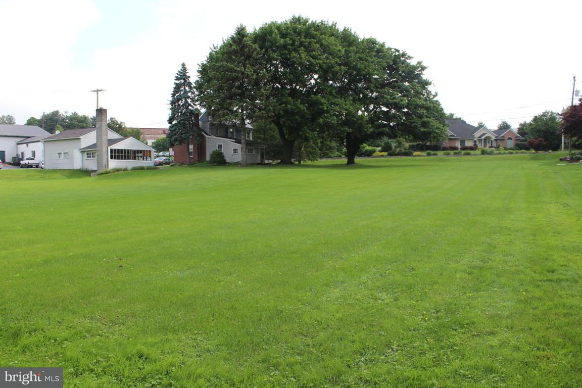 2378 Hobson Road Lancaster, PA 17602 - Photo 11 of 23 Gallery Image 11