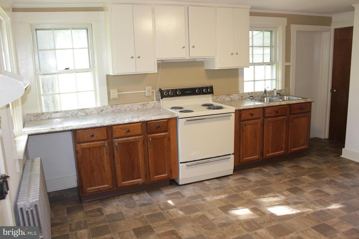 2378 Hobson Road Lancaster, PA 17602 - Photo 14 of 23 Gallery Image 14