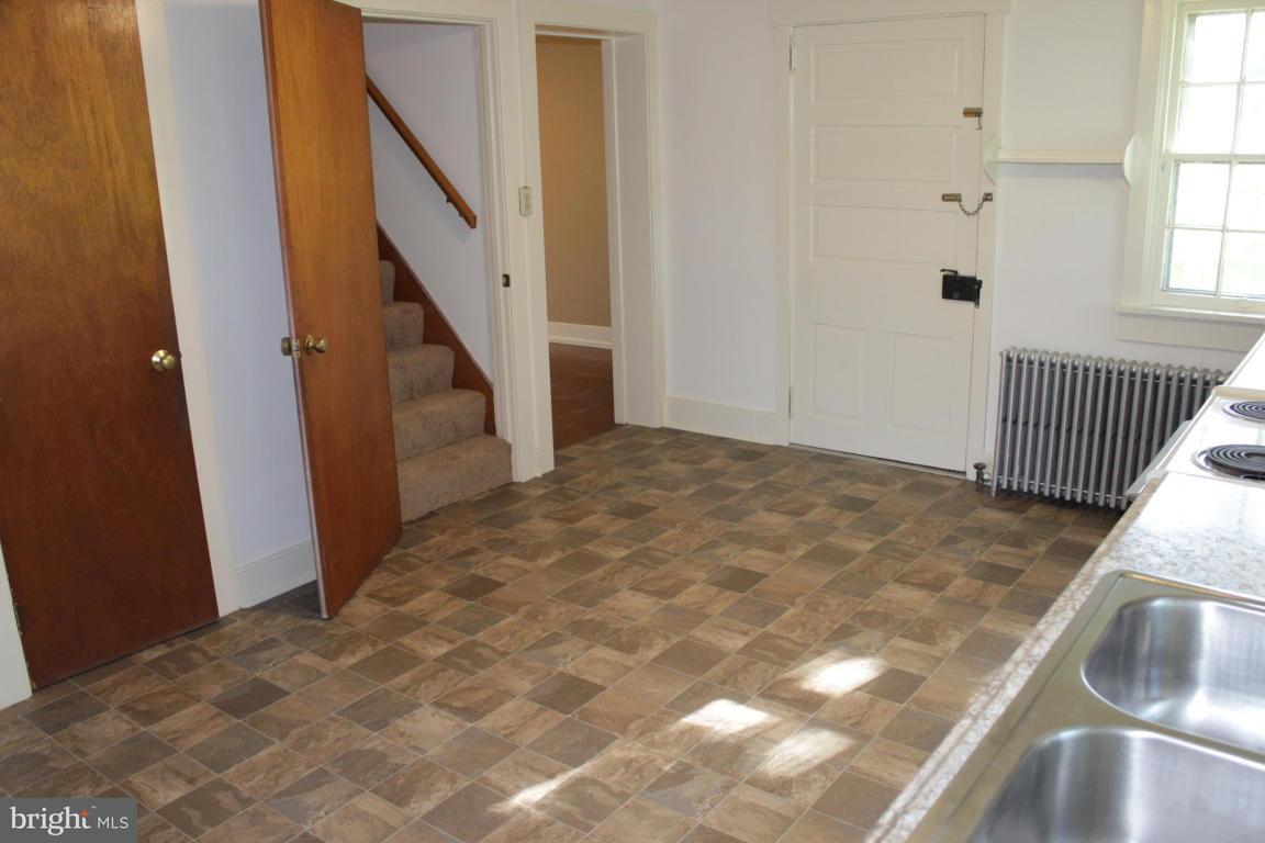 2378 Hobson Road Lancaster, PA 17602 - Photo 15 of 23 Gallery Image 15