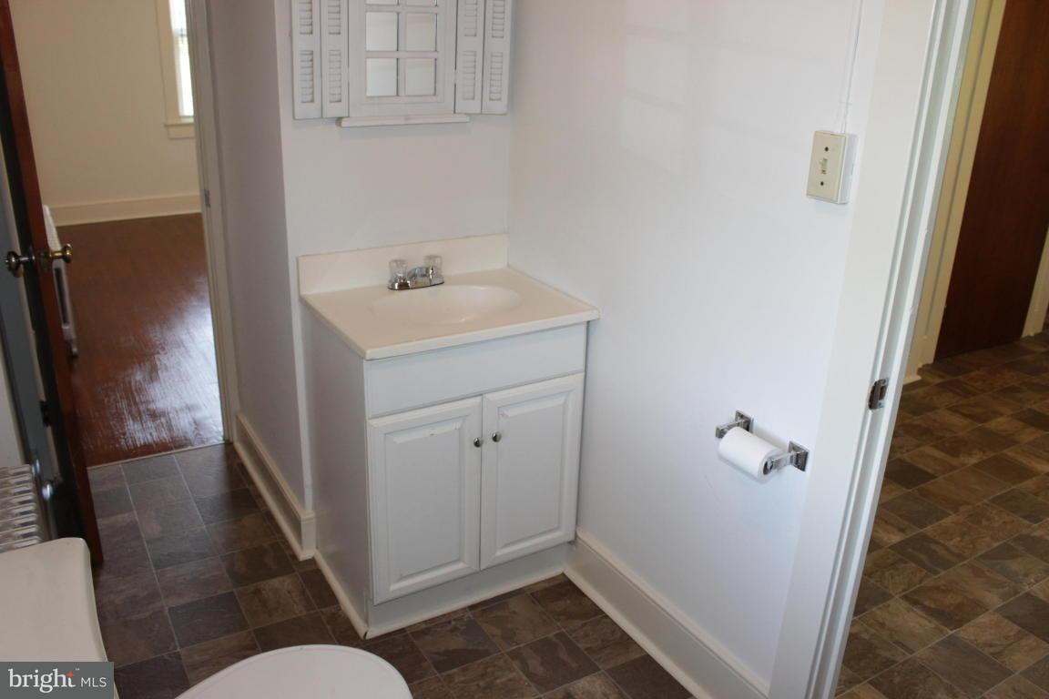 2378 Hobson Road Lancaster, PA 17602 - Photo 17 of 23 Gallery Image 17
