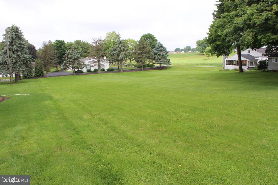2378 Hobson Road Lancaster, PA 17602 - Photo 9 of 23 Gallery Image 9