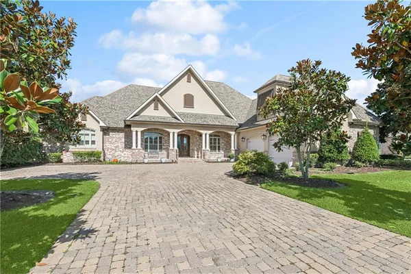 $999,500 | 117 Hardwood Drive, Belle Chasse, LA 70037