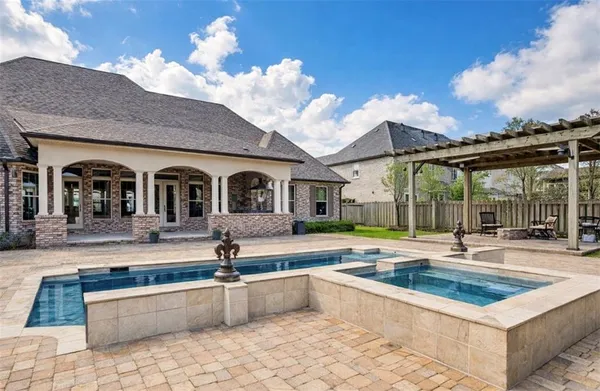 $999,500 | 117 Hardwood Drive, Belle Chasse, LA 70037