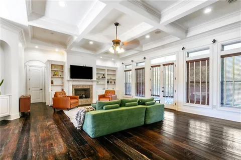 $999,500 | 117 Hardwood Drive, Belle Chasse, LA 70037