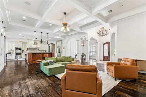 $999,500 | 117 Hardwood Drive, Belle Chasse, LA 70037