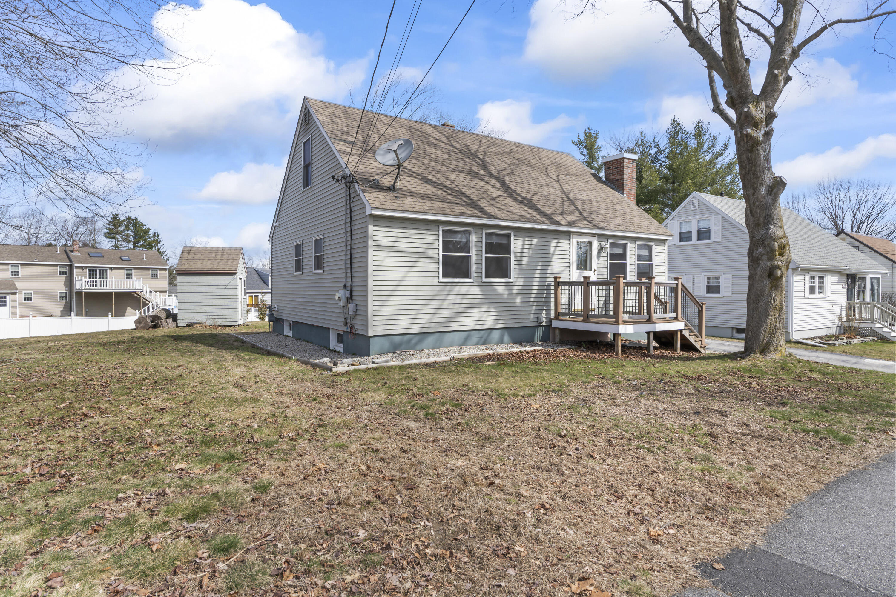 87 Wythburn Road South Portland, ME 04106 - Photo 2 of 32 87 Wythburn Road_104