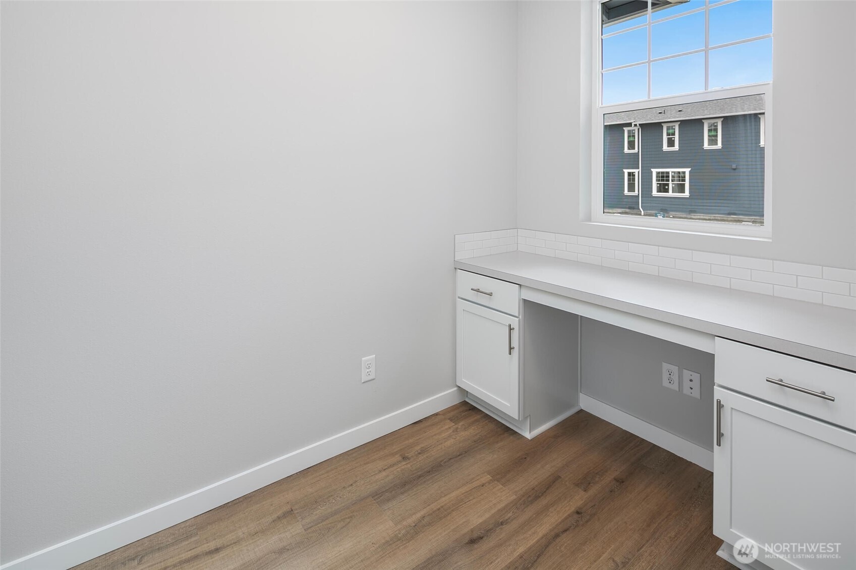 544 Southwest 97th Street, Unit 5 Seattle, WA 98106 - Photo 34 of 36