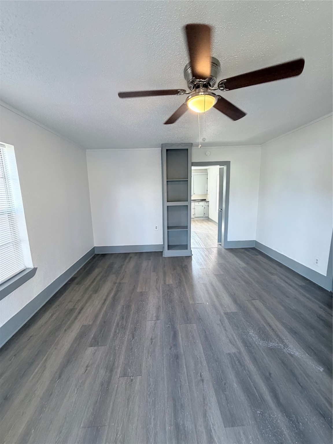 608 East 4th Street Sweeny, TX 77480 - Photo 13 of 16