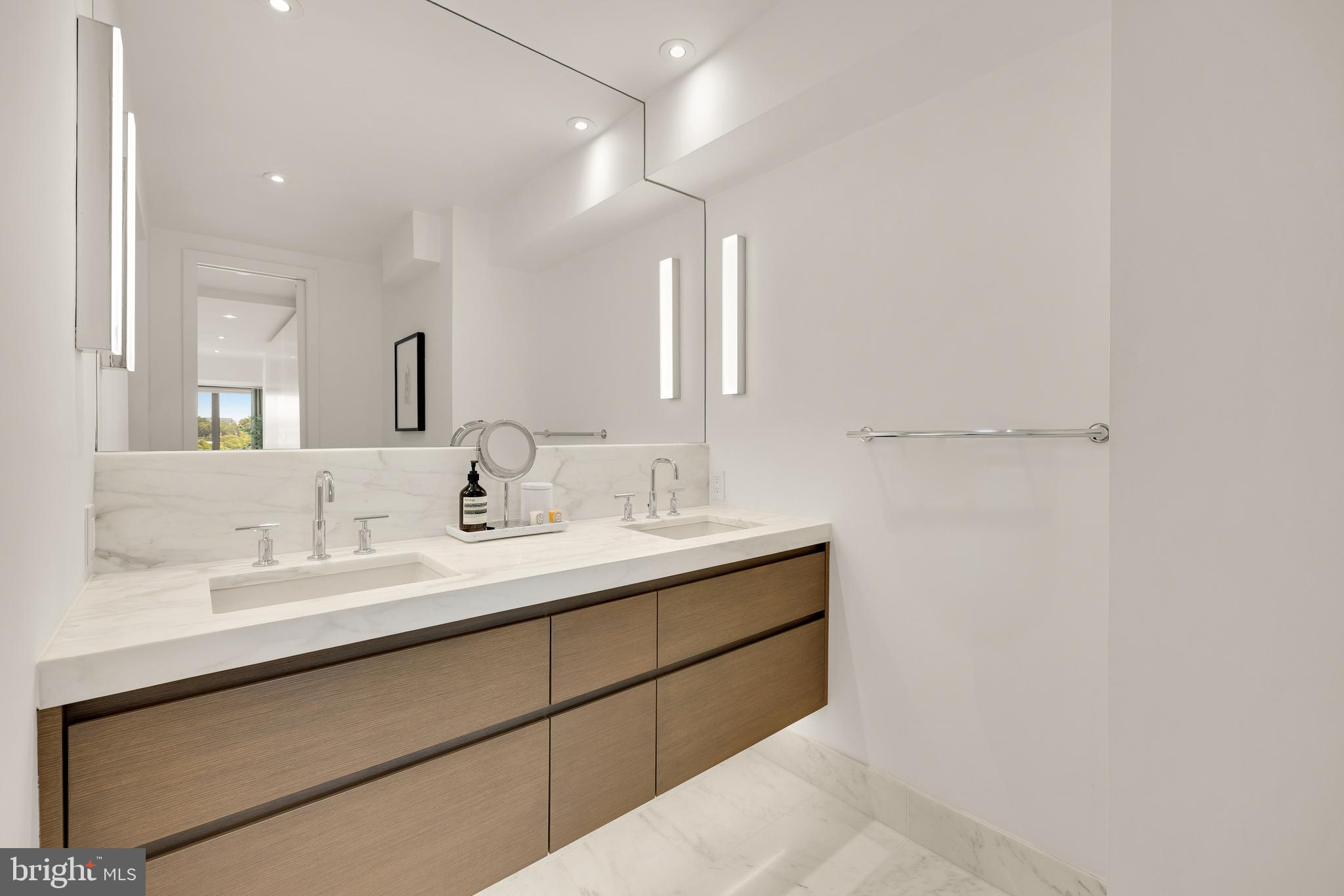 2501 M Street Northwest, Unit 704 Washington, DC 20037 - Photo 23 of 31