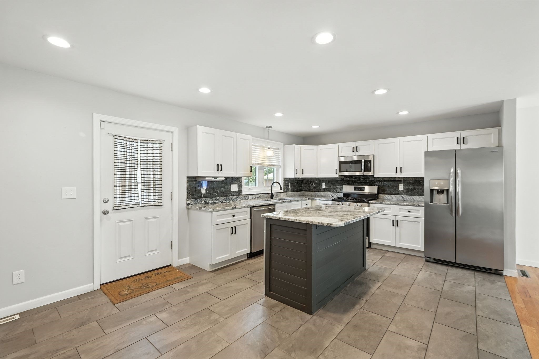 24 Porter Street, Unit 1 Springfield, MA 01104 - Photo 6 of 10 Gallery Image 6