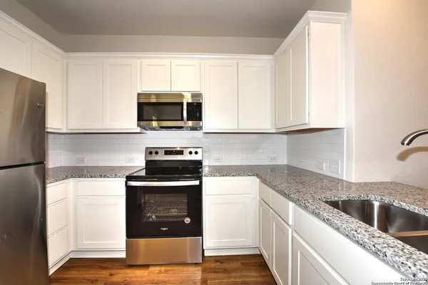 $1,550 | 2310 Tulipwood Cove, Unit 101, San Antonio, TX 78245