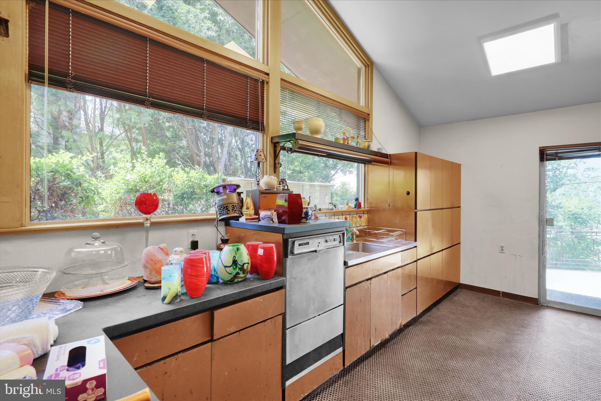 1840 Lorraine Road Reading, PA 19604 - Photo 9 of 40 360_4356